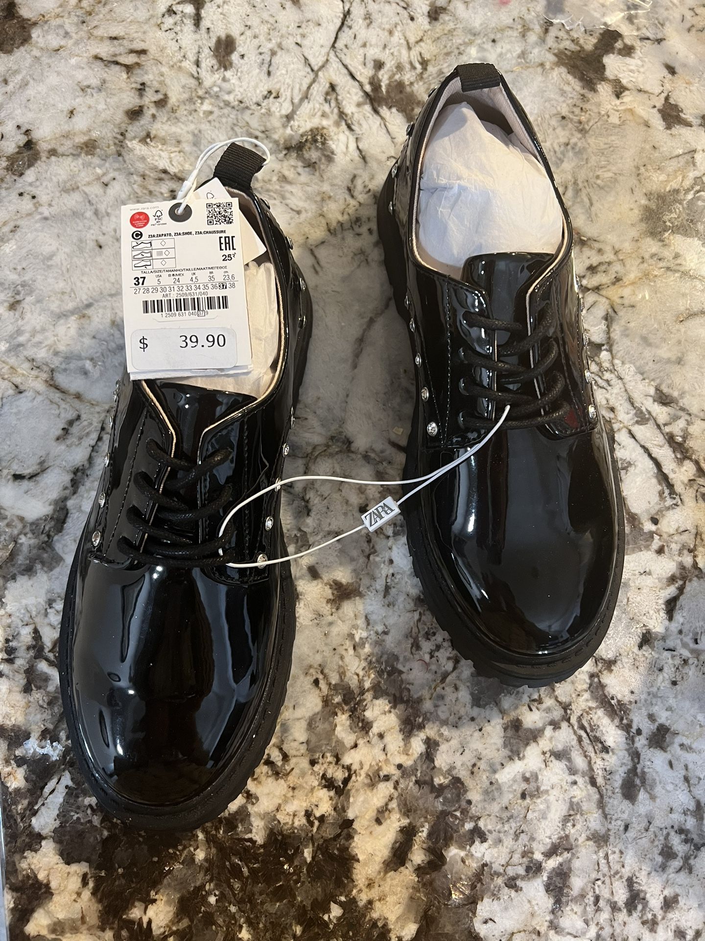 Shoes Zara Girls Size 5 Brand New