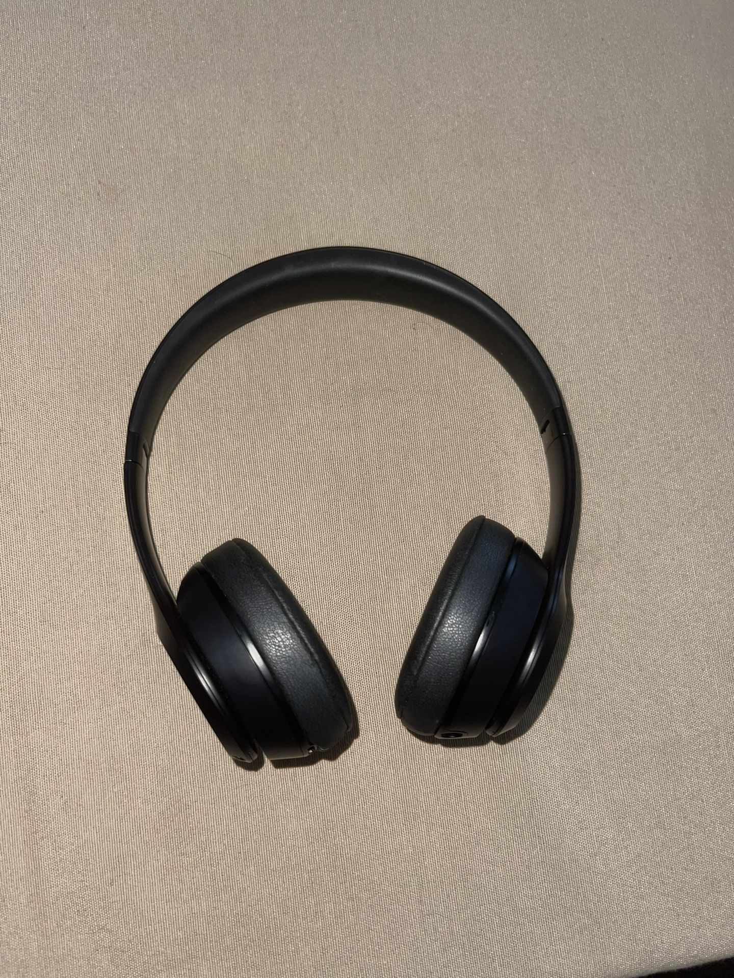 Beats Headphones Solo 3