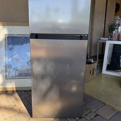 Small - Outdoor/indoor Dorm Style Fridge 