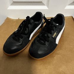 Women Puma Palermo Size 7 Like new 