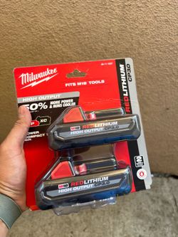 Milwaukee M18 18V Lithium-lon HIGH OUTPUT CP 3.0Ah Battery Pack (2-Pack)
