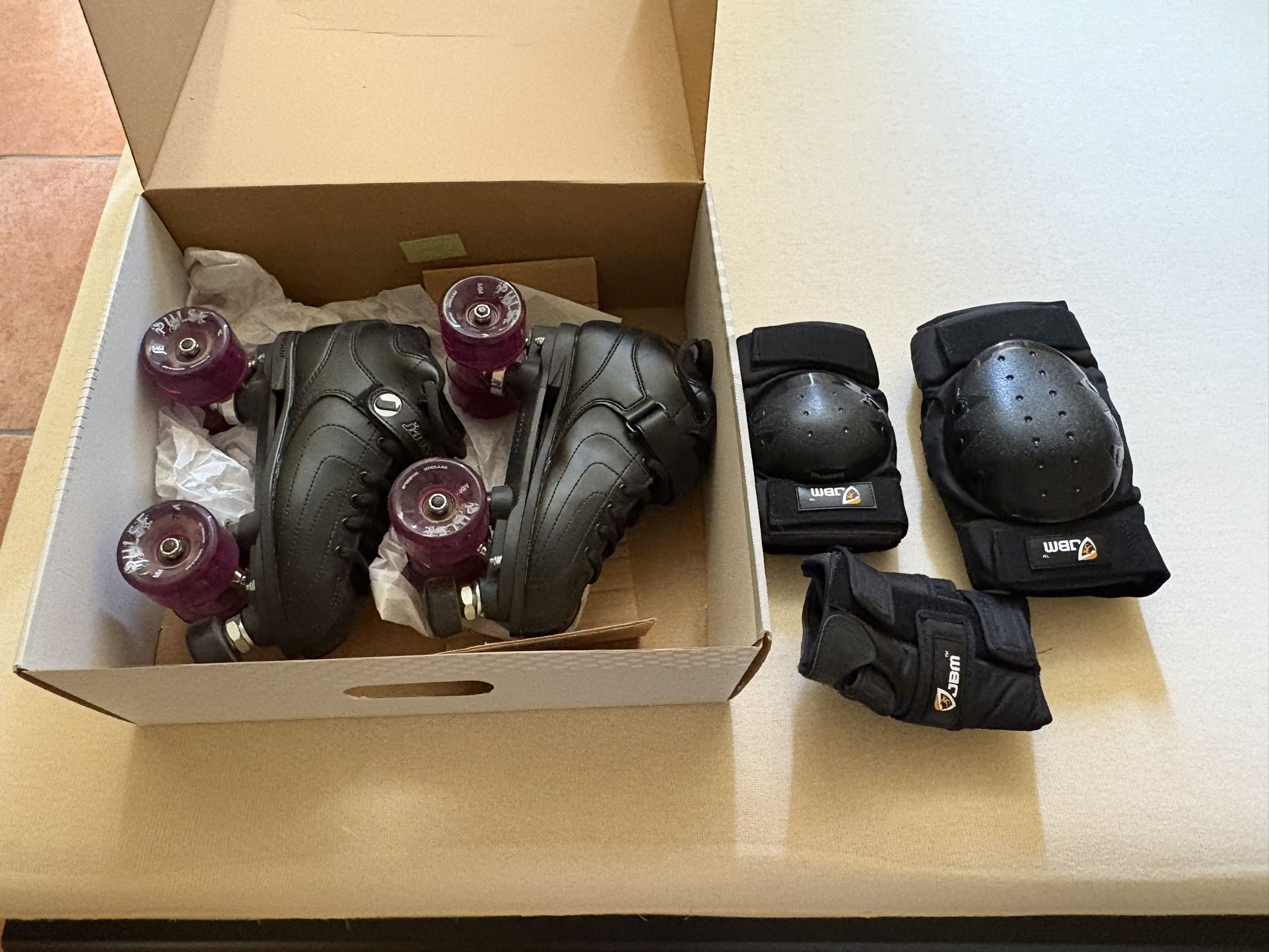 Jackson Quad Skates JR 100 Size 7 Women