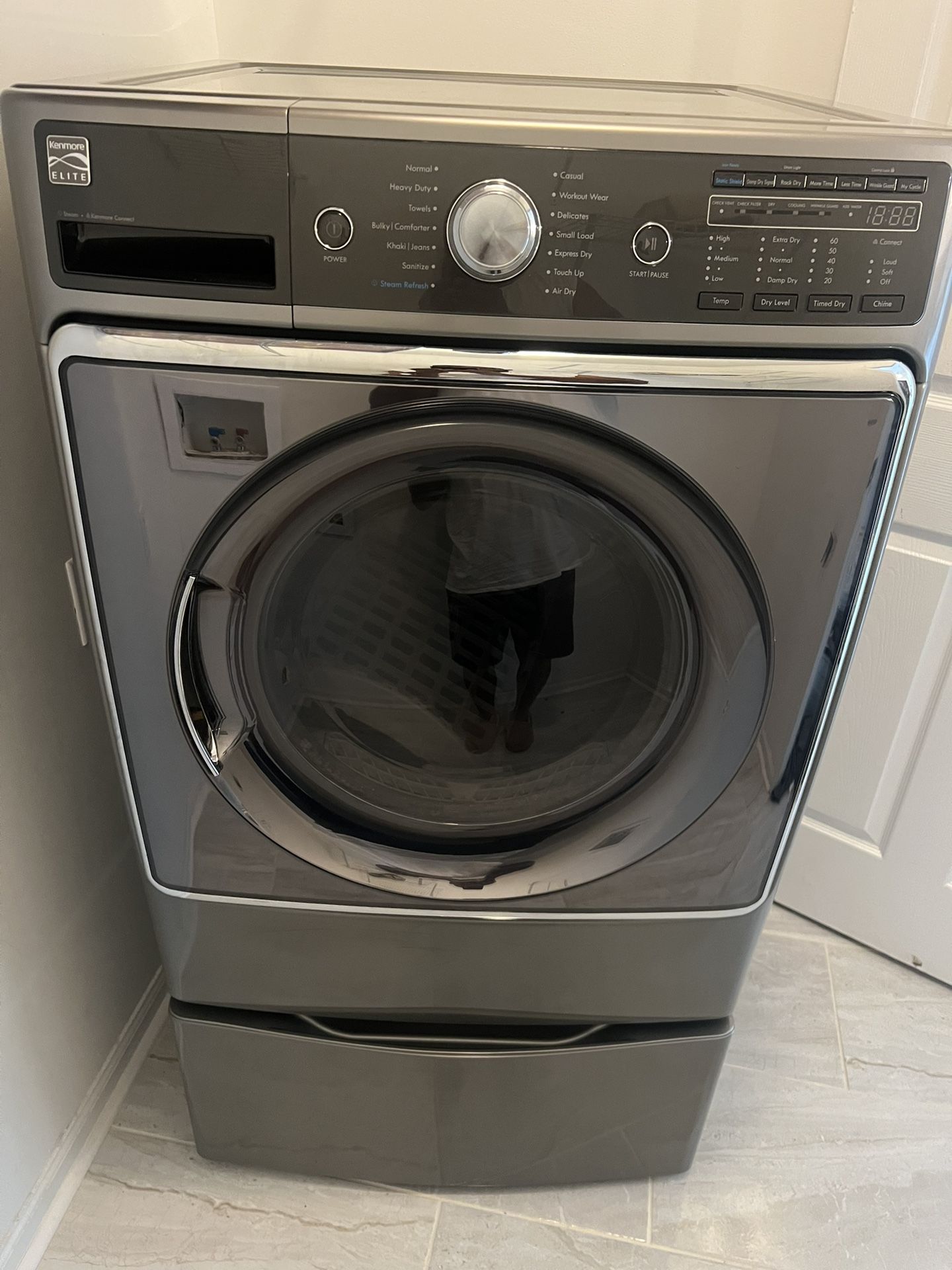 Kenmore Elite GAS Dryer W Steam & Shoe Rack