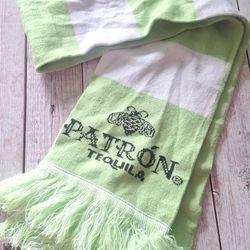 Patron Fleece Scarf Green White