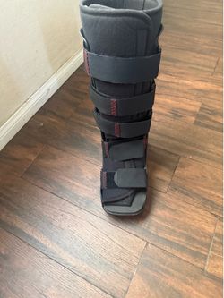 Leg and foot boot