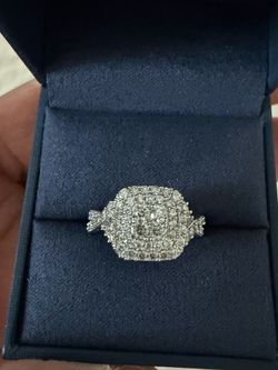 10k White Gold 1ct Diamond Cushion Cut Ring (7 1/4 - 7 1/2)