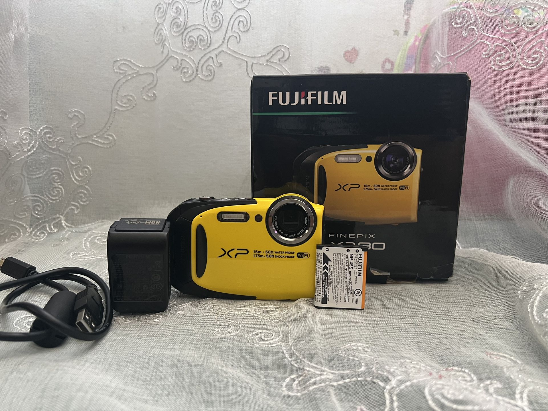 Fujifilm FinePix XP80 16.4MP Waterproof Digital Camera