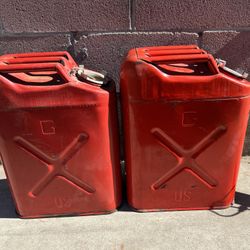 Gas Cans Vintage Jerry Gas Can US Military Gas Can NO LEAKS 1980 Gas Cans MAKE AN OFFER!!