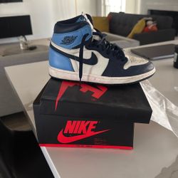 Air Jordan 1 Obsidian Blue