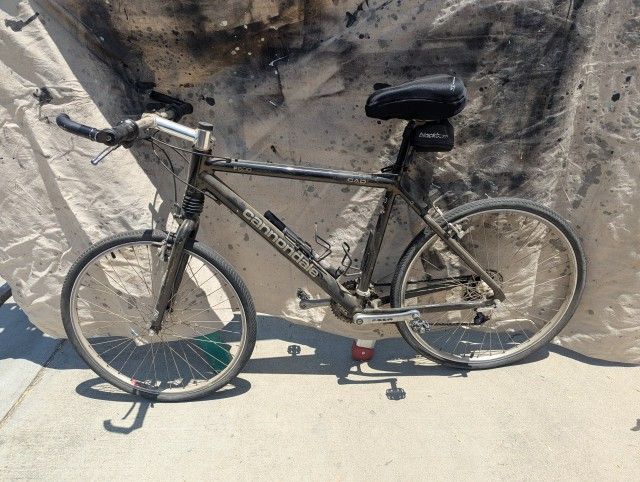 Cannondale F600 Mountain bike
