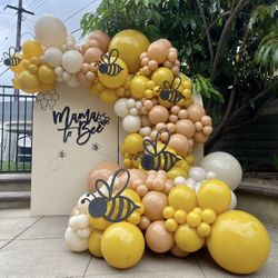 Bee Backdrop 