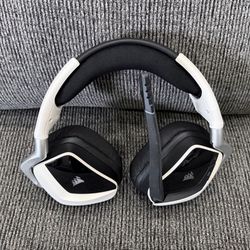 Corsair PC Gaming Void Pro RGB Wireless Headset