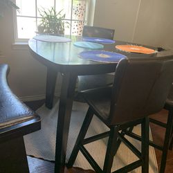 Tall Breakfast Table 