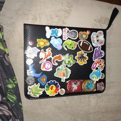 Very Nice Binder Of Pokemon 