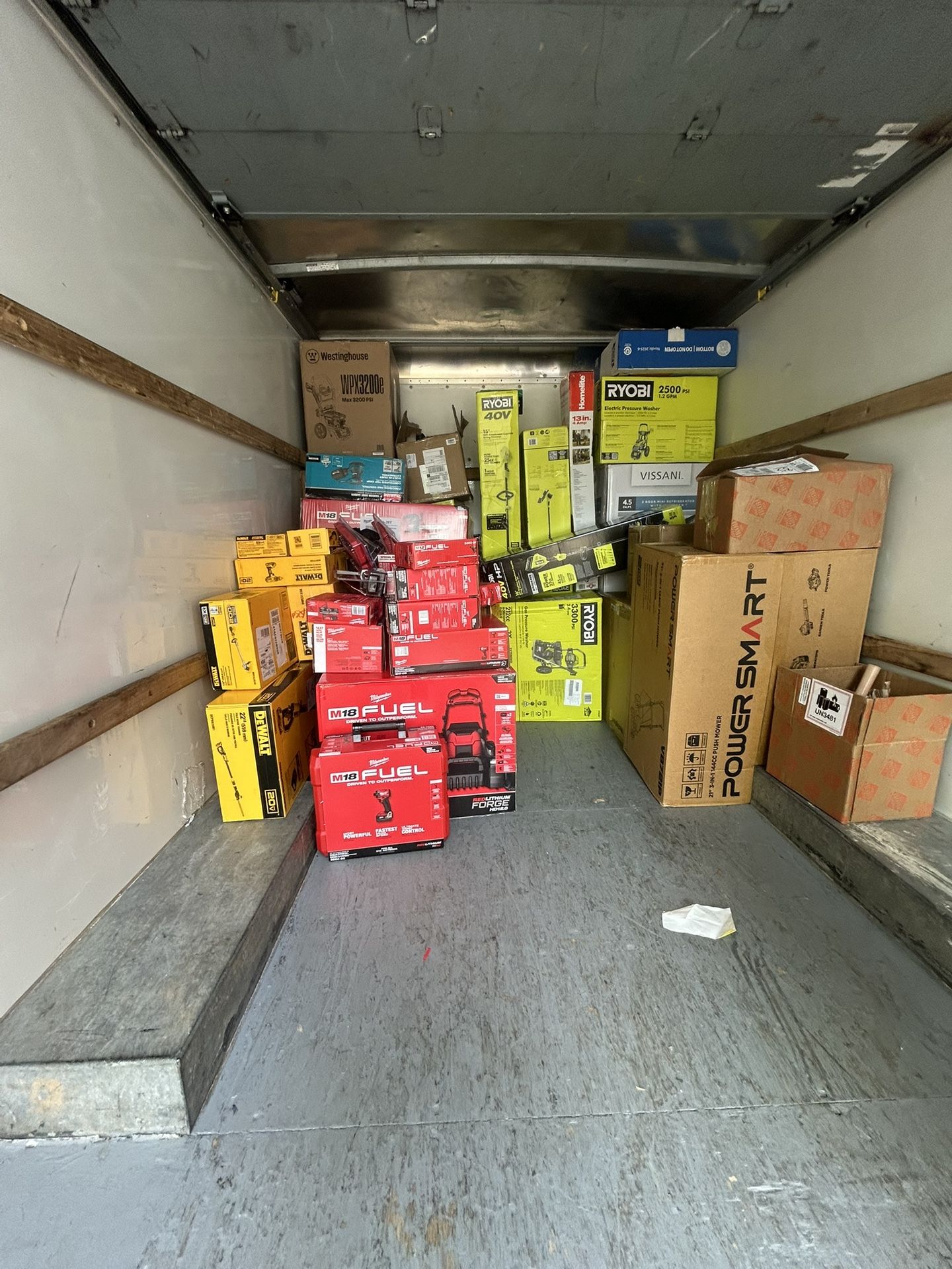 Milwaukee/Dewalt /Ryobi