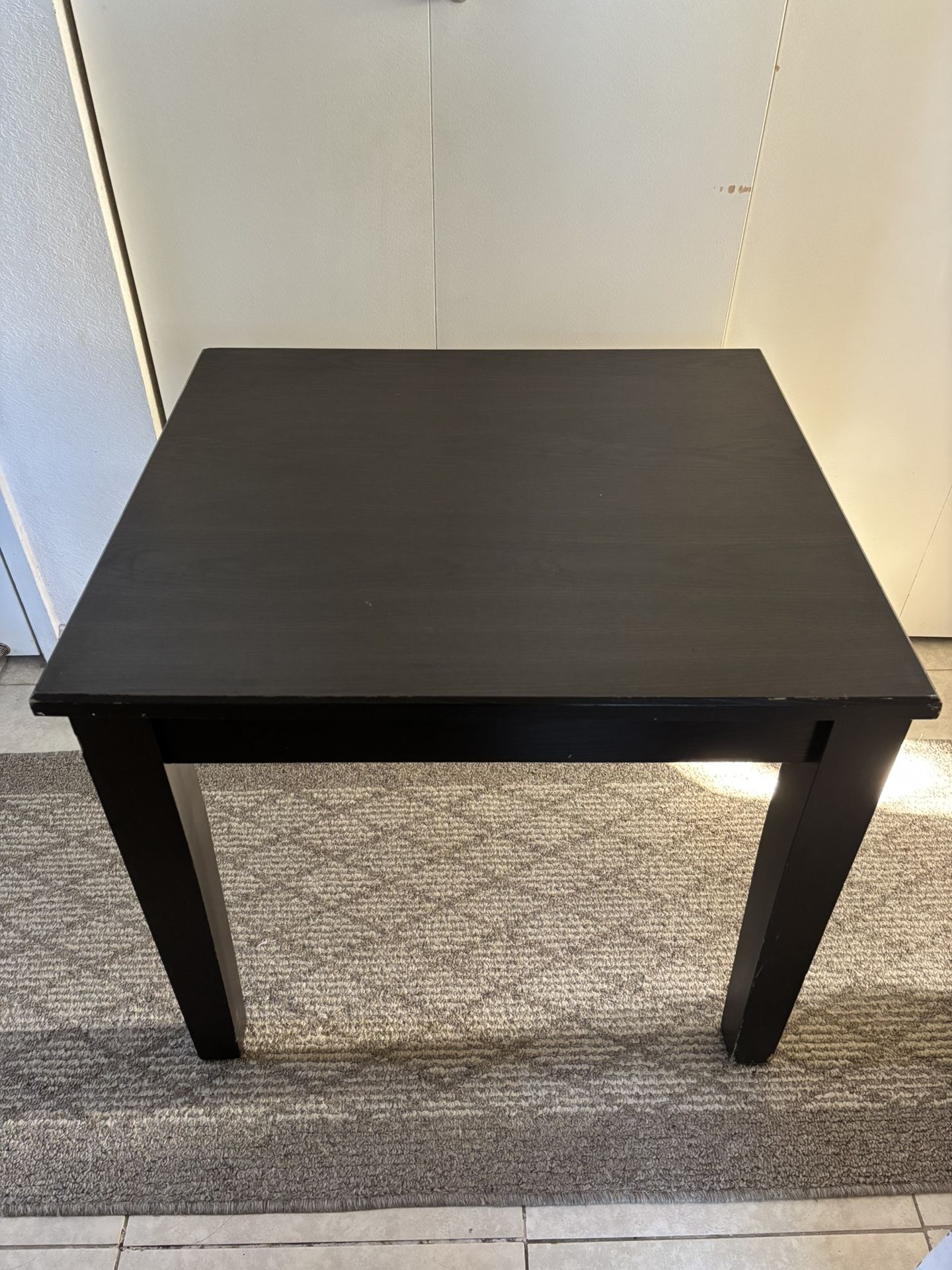 Small/medium Table