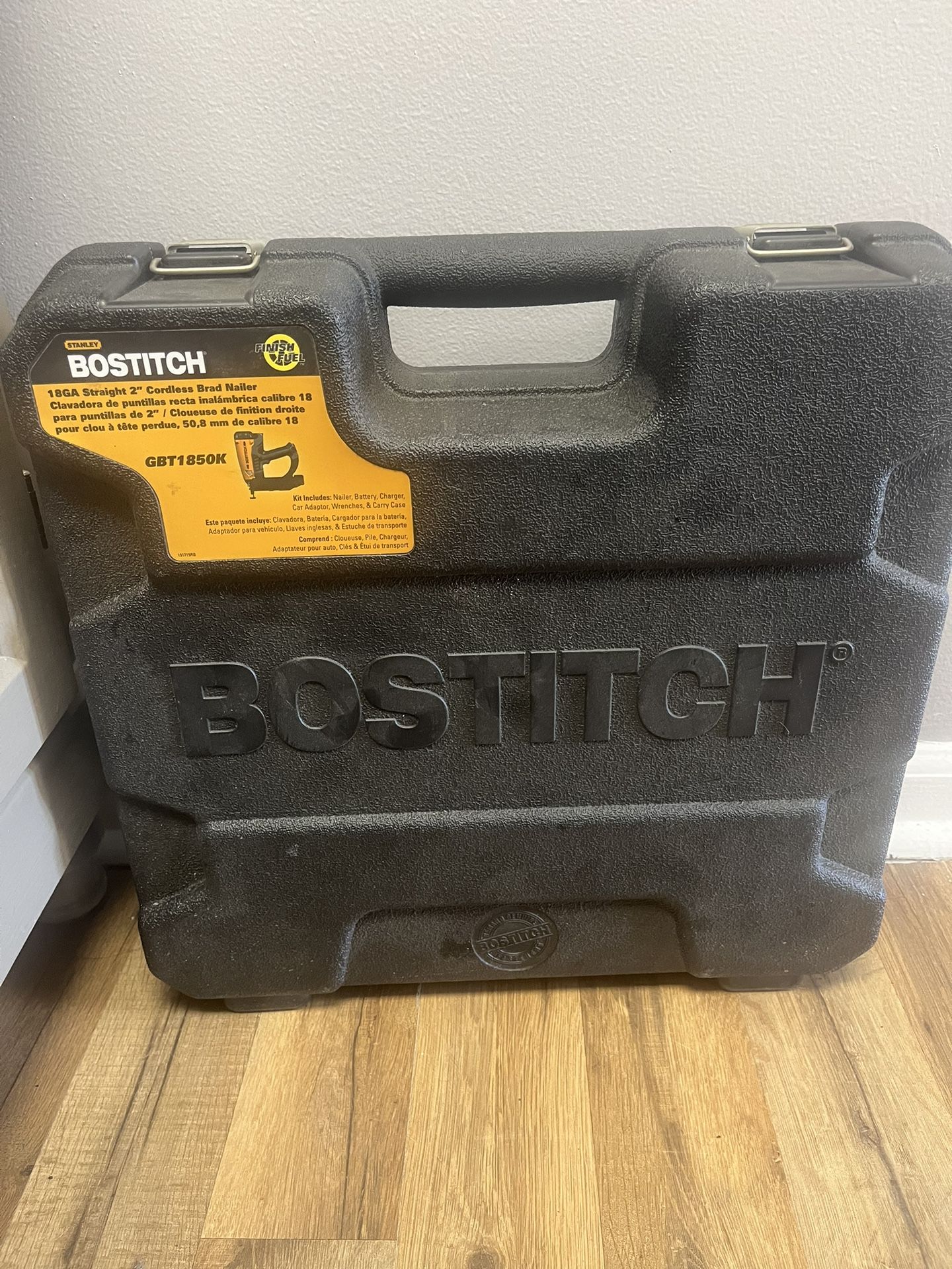 Bostitch GBT1850K 18 Gauge Cordless Brad Nailer