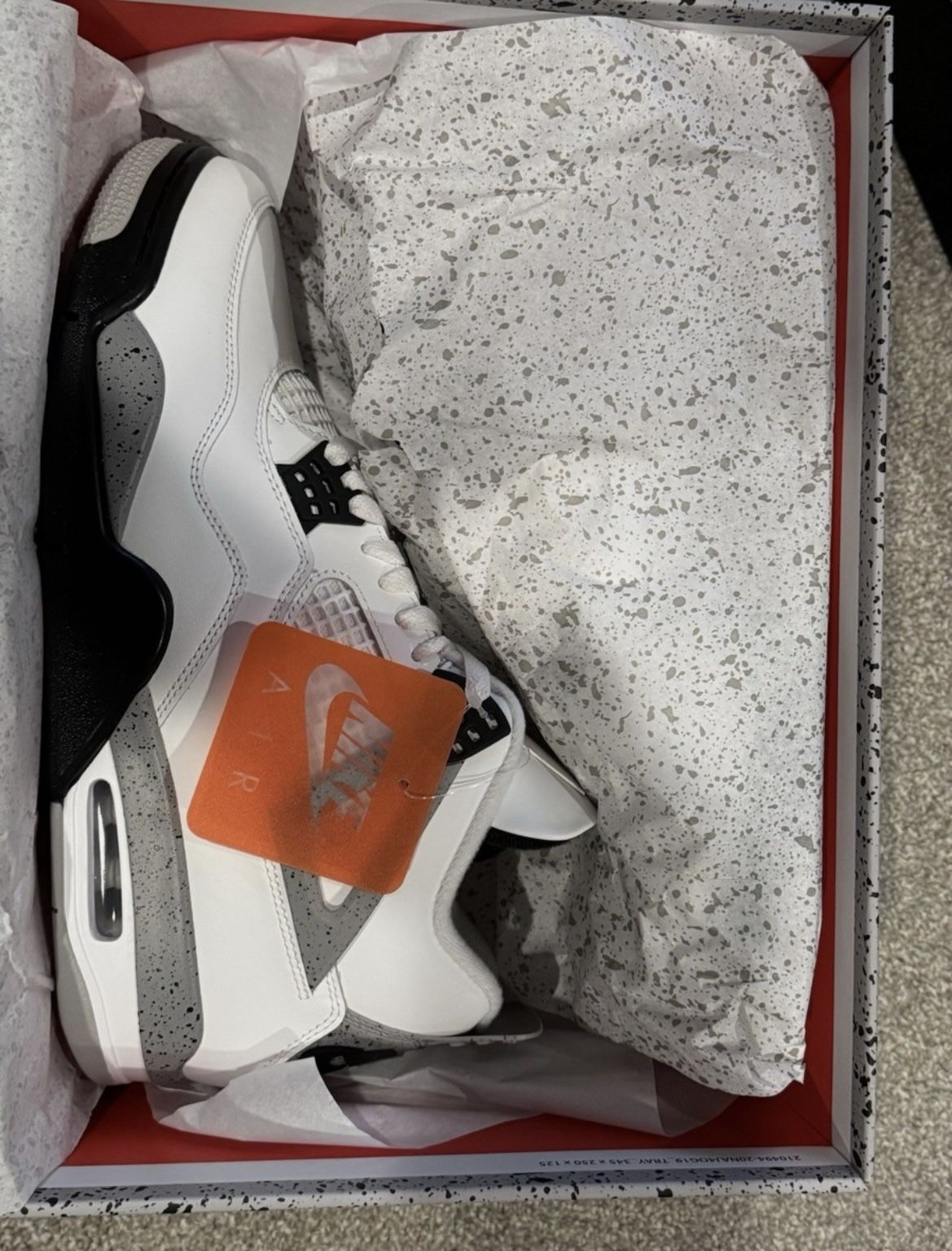 AIR JORDAN 4 “WHITE CEMENT” 2025 RETRO