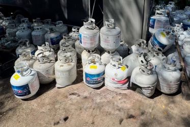 Propane Tanks (empty) Tankes Vacios