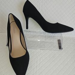 Women's Black Suede Pointed-toe Pumps