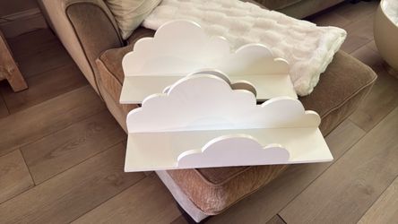 Cloud shelves