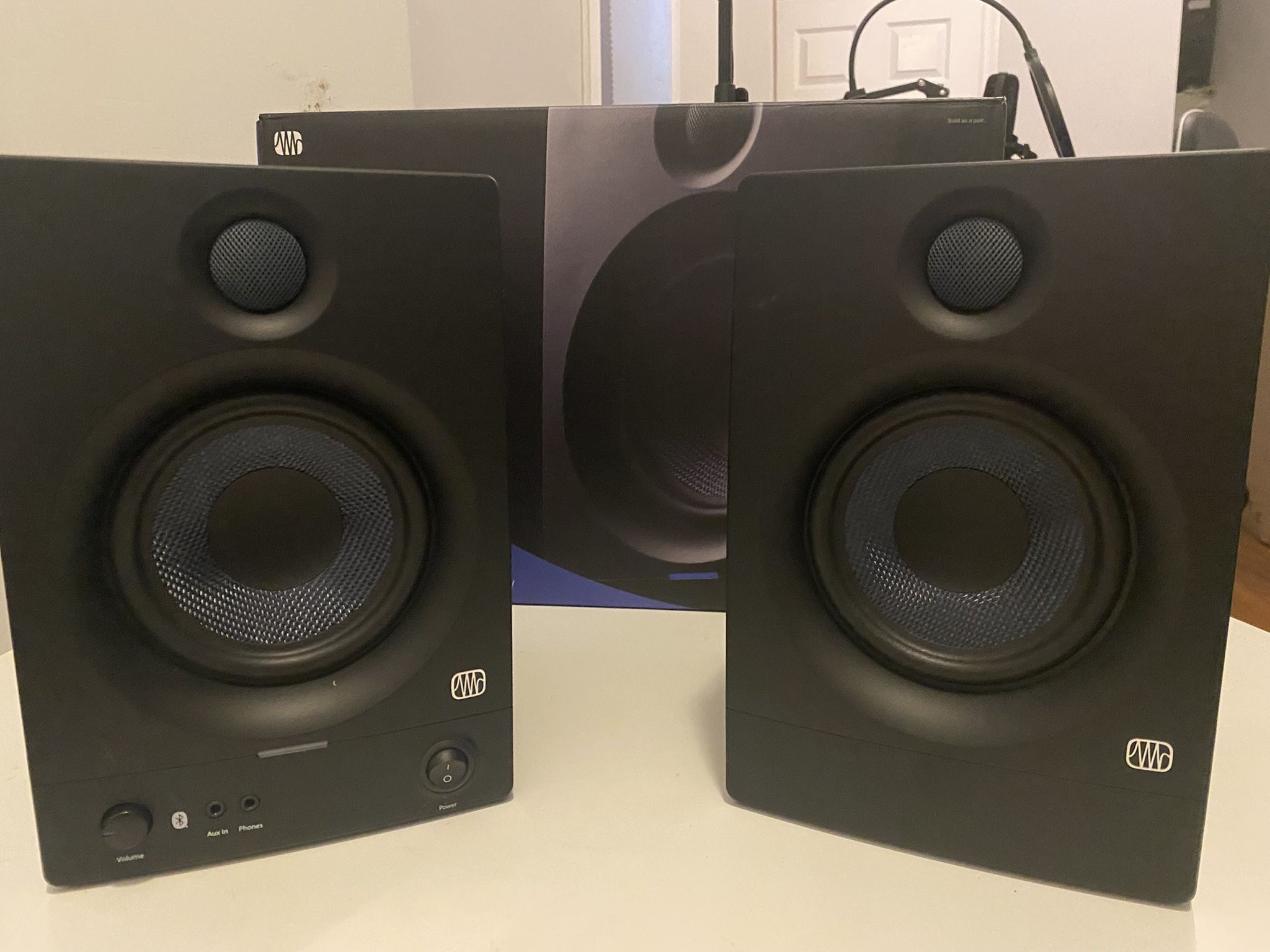 PreSonus Eris 5BT 5” Powered Bluetooth Studio monitors (pair)