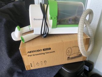 Pet grooming vacuum