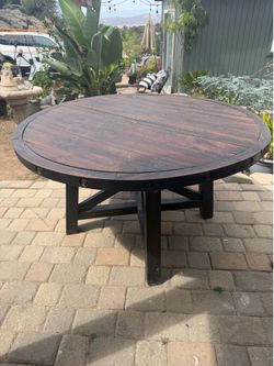 Rustic Industrial Round Dining Table + 4 Chairs + Leaf — $250 OBO