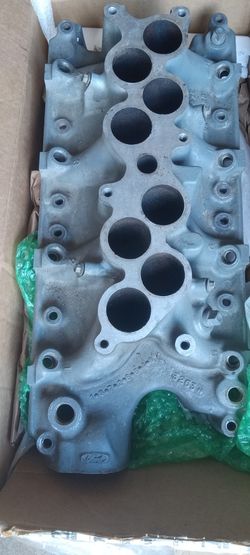 Mustang Cobra GT 40 Lower OEM EFI Intake Manifold 