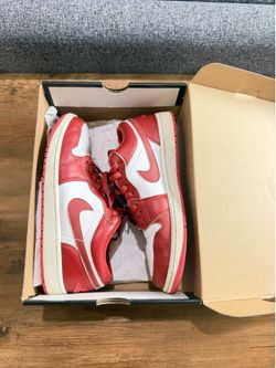 Air Jordan 1 Low SE Unisex mens size 9, women size 10.5 – Red/White – great condition