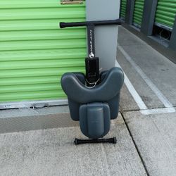 Earthlite Portable Massage Chair