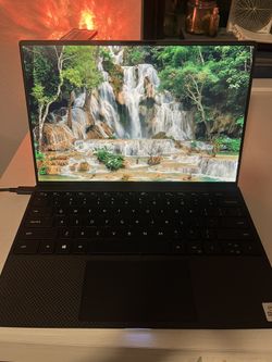 Dell XPS 13 9300 Laptop