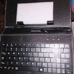 7" Tablet Case/Stand with USB Keyboard 