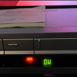 sony dvd player video cassette recorder model slv-d360P with remote