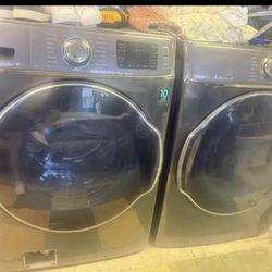 SAMSUNG WASHER & DRYER SET (SUPERSPEED POWERFOAM STEAM VRT PLUS HE