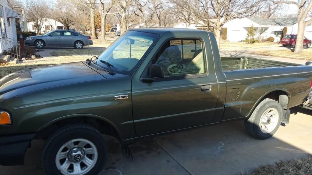 2002 Mazda Truck