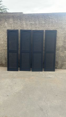 Black Louvered Exterior Shutters 2 Sate  of ( 2 -Pack )