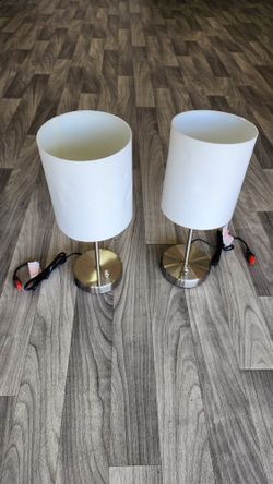 3 Way Dimmable Bedside Desk Lamp with 2 USB Ports and AC Outlet

