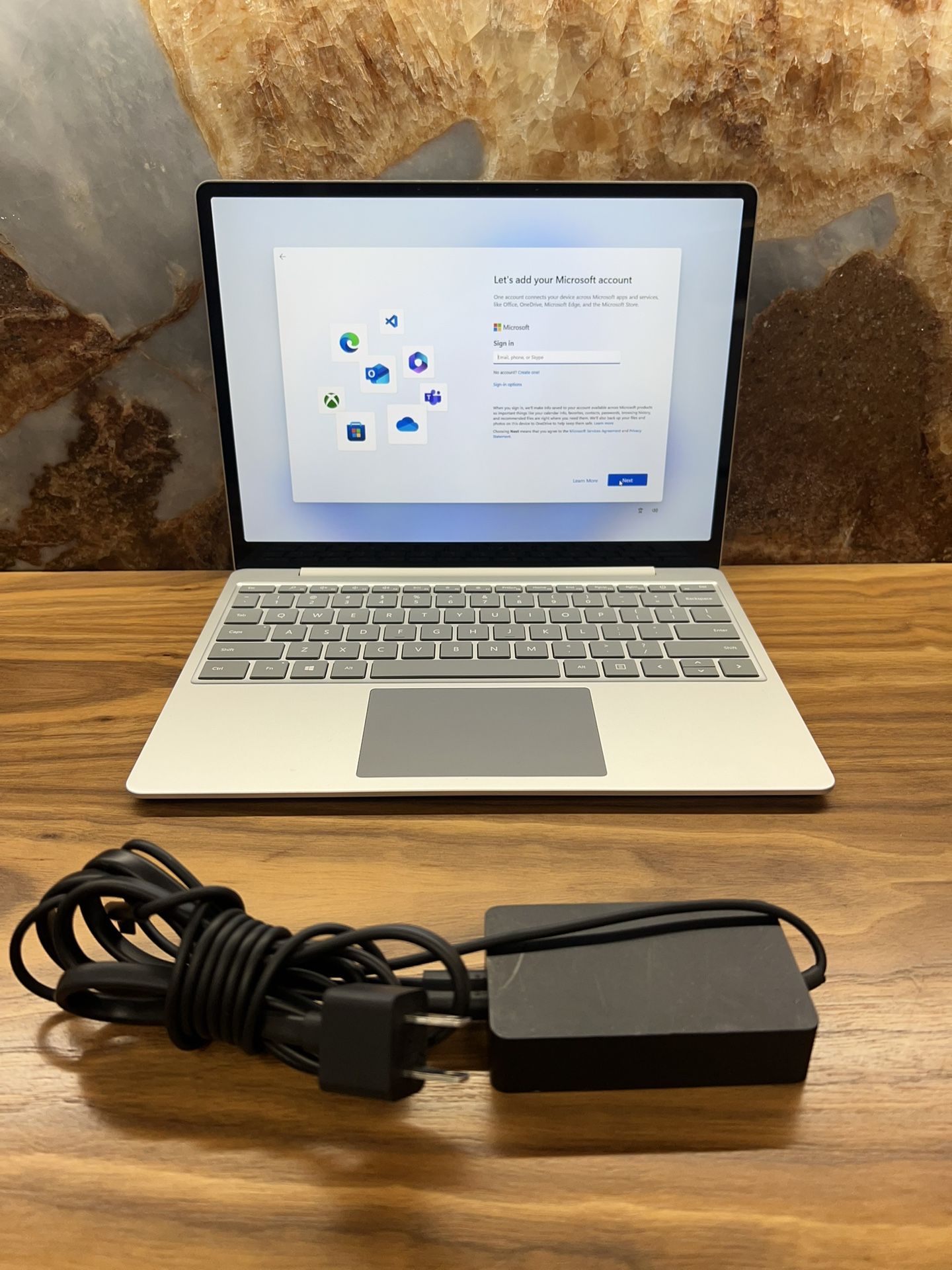 Microsoft Surface Laptop Go 1943 12.4” i5 1035G1 1GHz 4GB 64GB SSD Win 11 Pro,Microsoft,Microsoft Surface,Microsoft Surface Go Laptop,windows 11