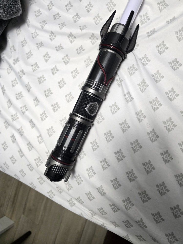LightSaber New Power And control with KYber Crystal