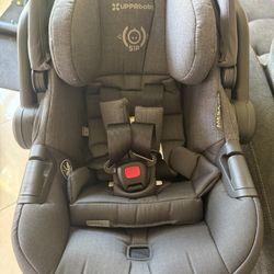 Uppababy Mesa Max Car Seat