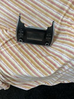 2015 to 2017  Toyota Camry  radio  excellent condition no any issue