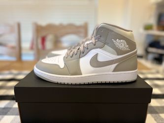 Air Jordan 1 Mid Linen