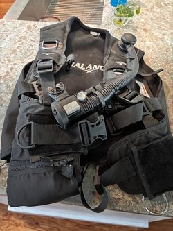 Scuba equipment