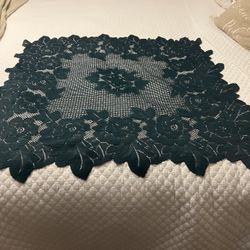 Table Topper (34x34 Dark Green