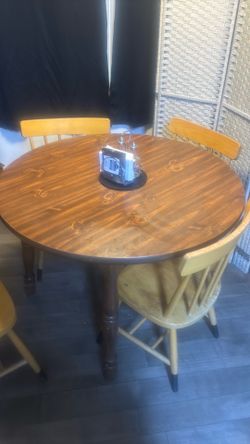 Kitchen table