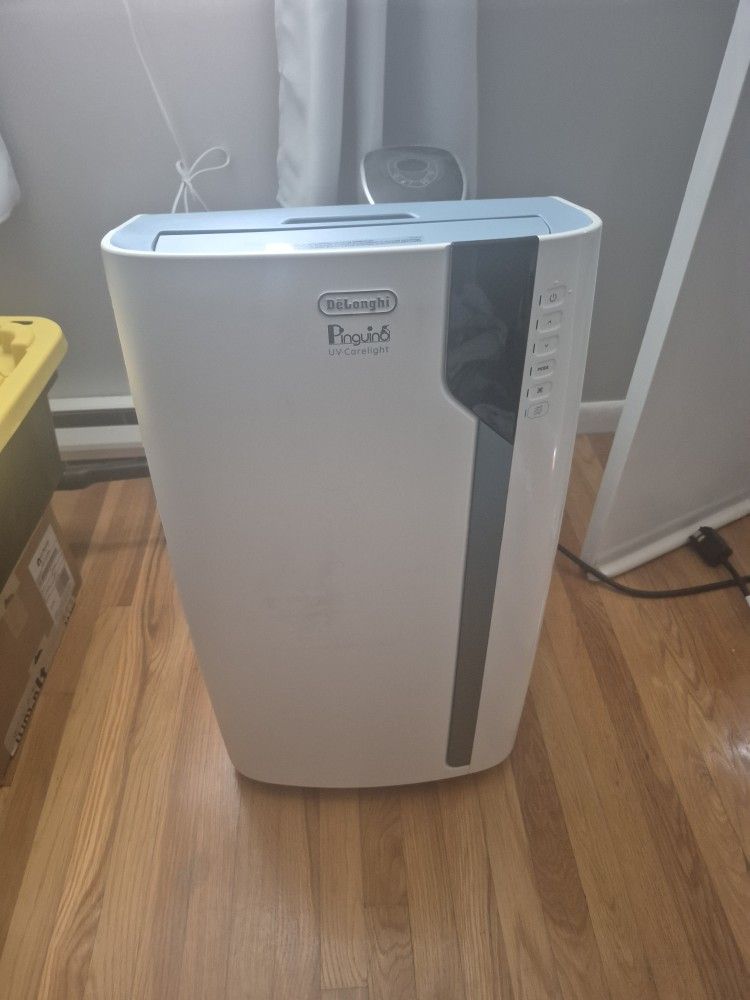 DeLonghi Portable Air Conditioner
