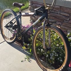 29er MODELO NEGRA THRONE BIKE 