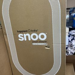 Snoo Bassinet Smart sleeper