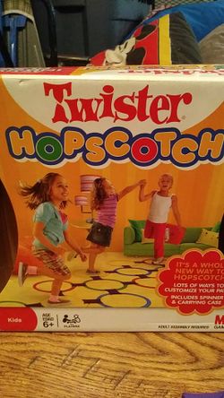 Twister hopscotch